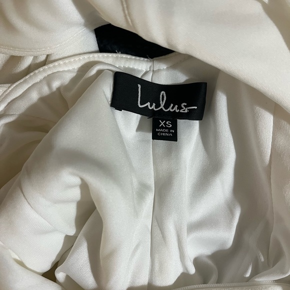 Lulu’s Love Will Follow White Cap Sleeve Mermaid
Maxi Dress - Picture 5 of 6